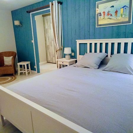 Ty Madelez, Chambres De Charme, Gites Et Spa La Roche-Derrien Eksteriør bilde