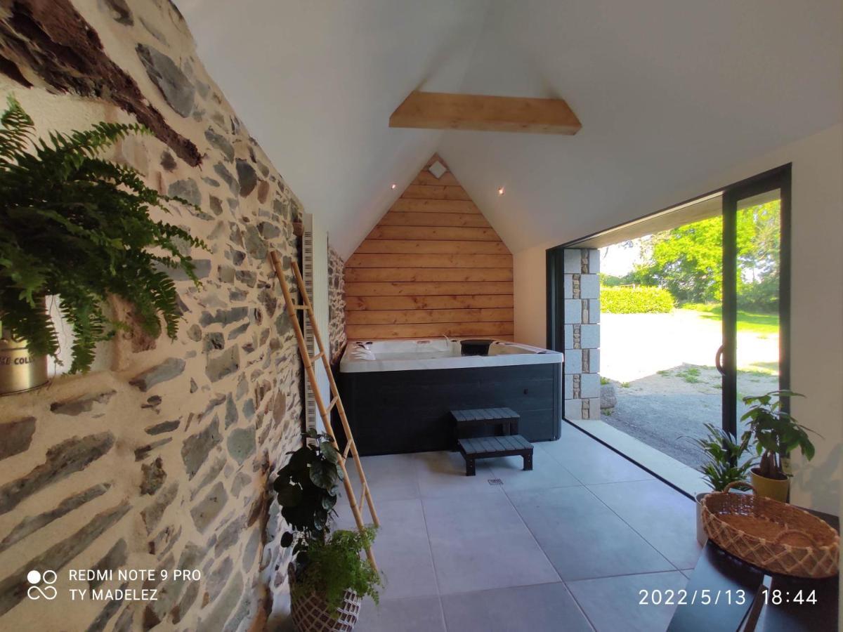 Ty Madelez, Chambres De Charme, Gites Et Spa La Roche-Derrien Eksteriør bilde