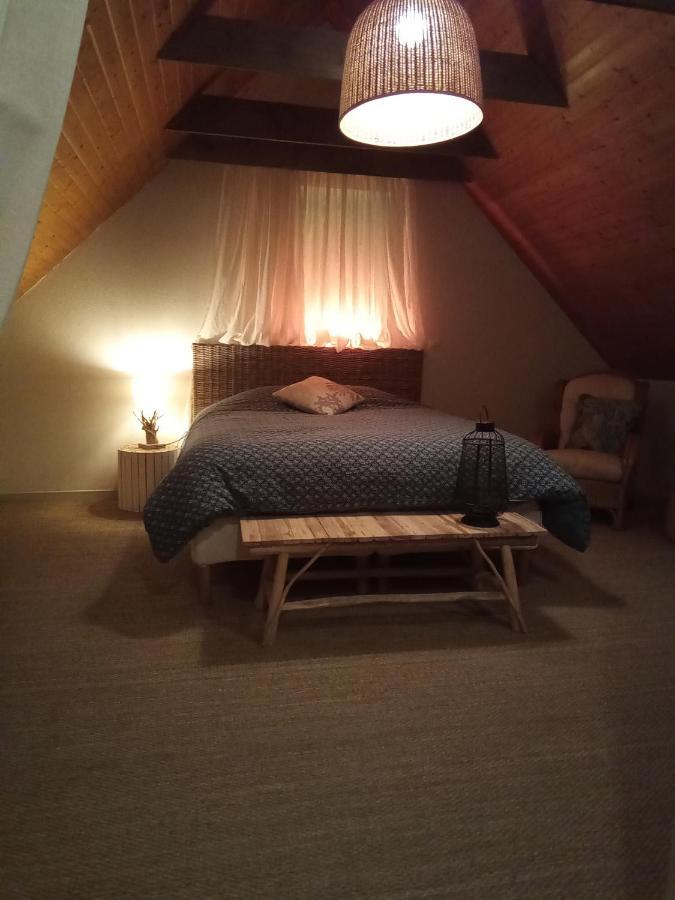 Ty Madelez, Chambres De Charme, Gites Et Spa La Roche-Derrien Eksteriør bilde